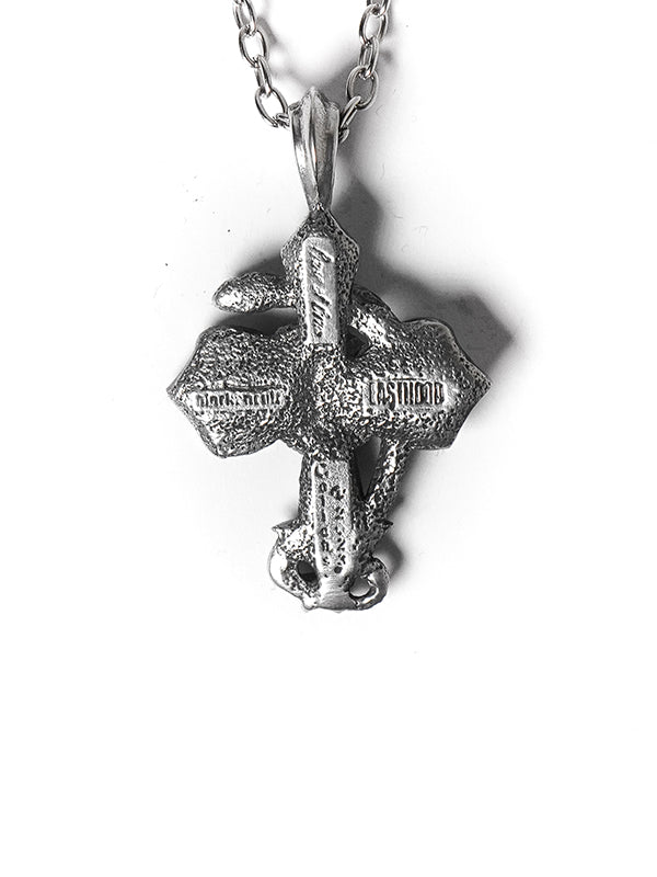 CROSS SILVER NECKLACE